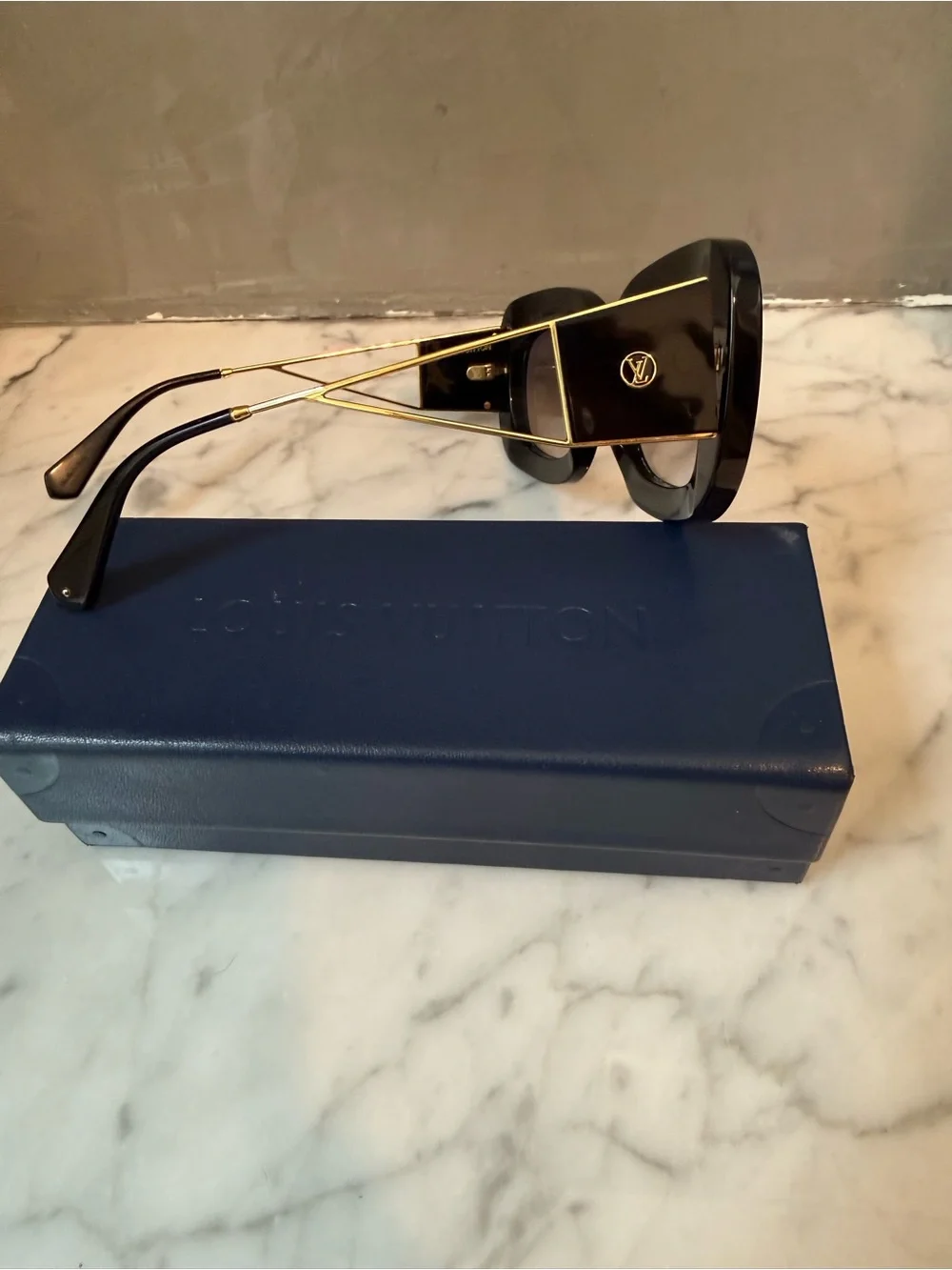 Louis Vuitton Black Women's Oversized Rectangle Sunglasses